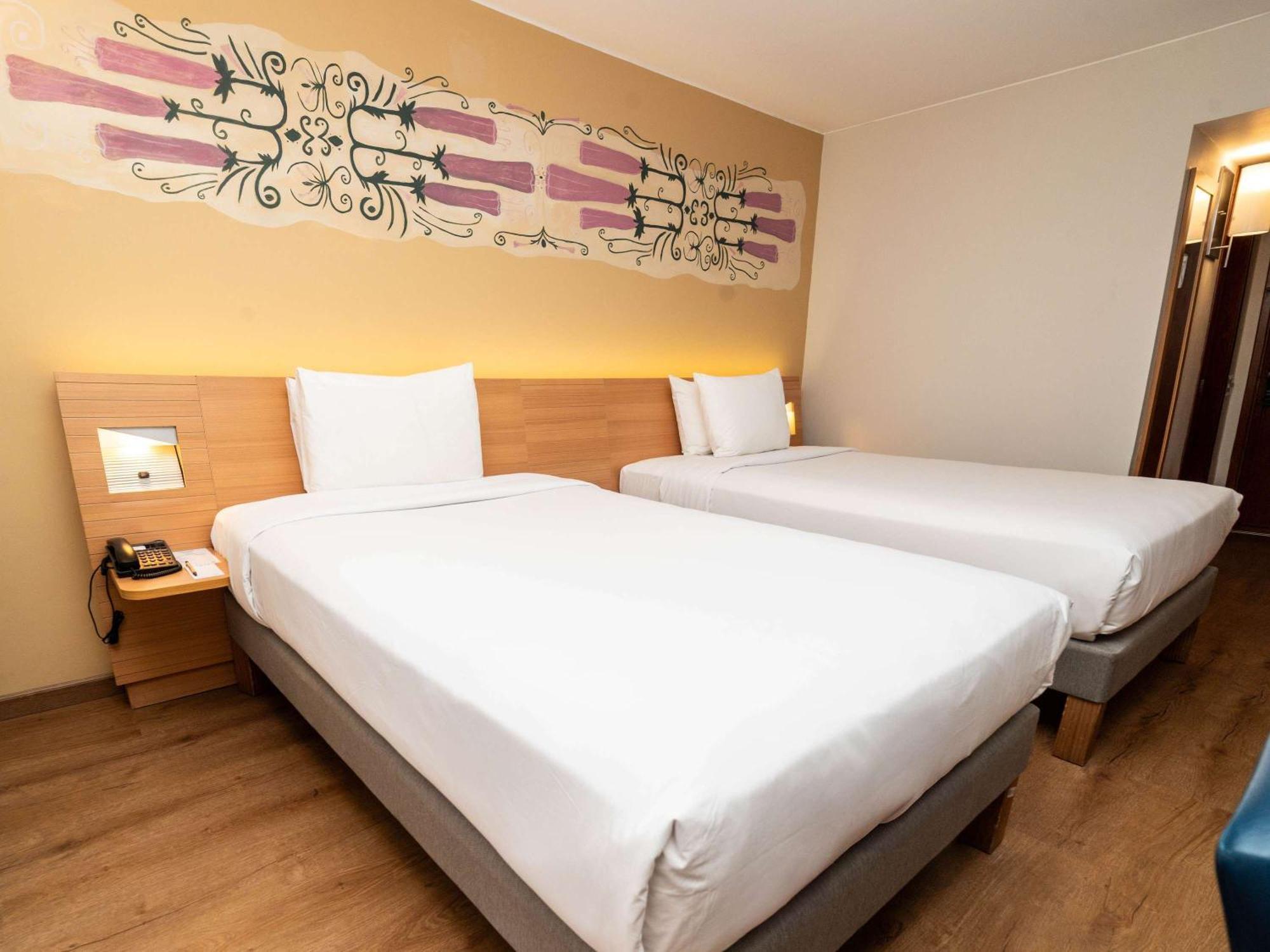 Novotel