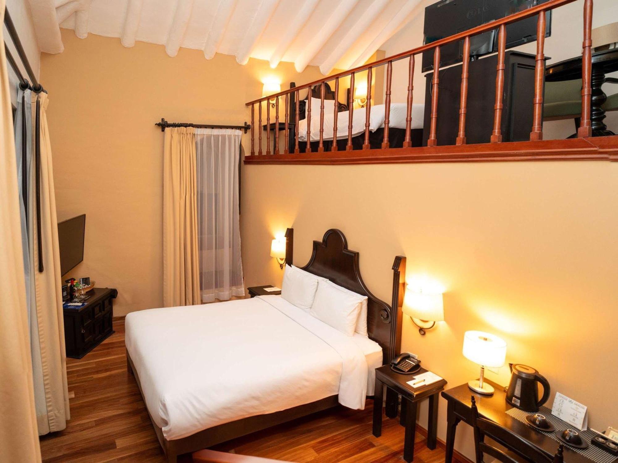Novotel 4*